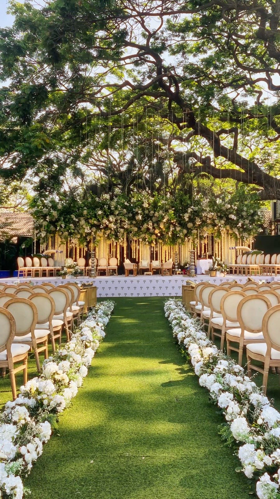 Garden aisle wedding setup